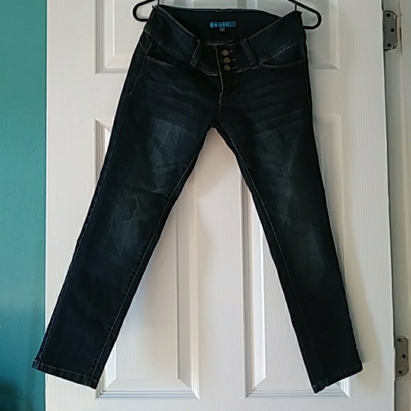 YMI Denim - Ymi crop jeans(Butt Lift)